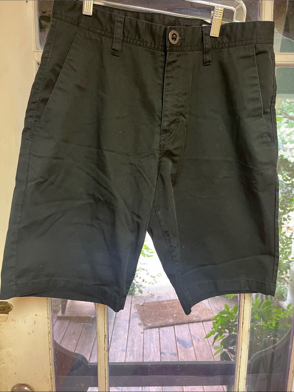 Volcom Men's Black Flat-Front Stretch Shorts